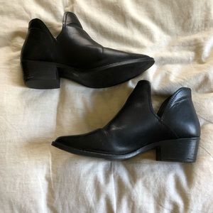 Steve Madden Austin Ankle Booties